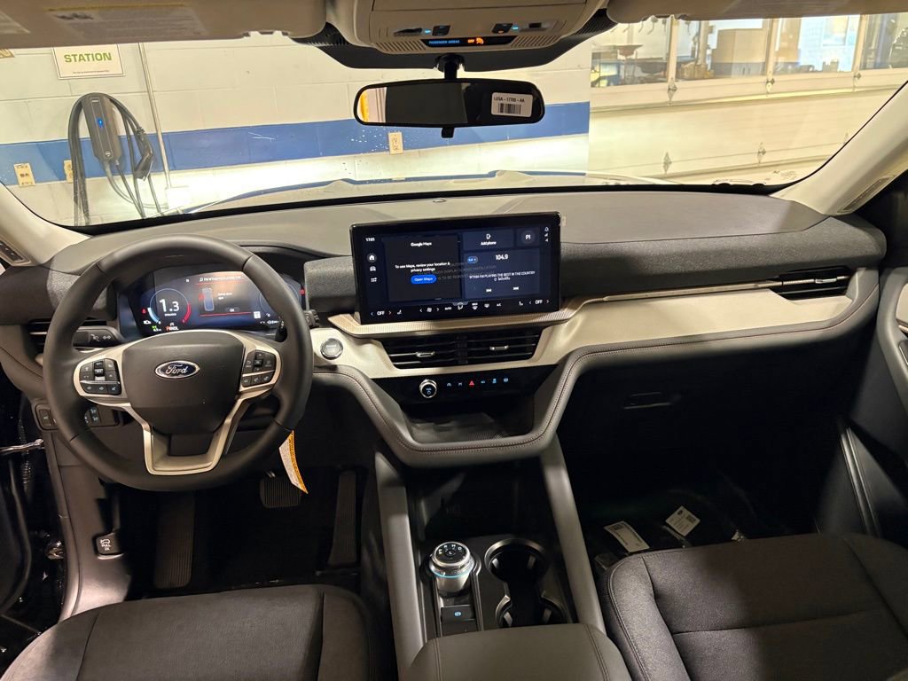 New 2026 Ford Explorer Active image 12