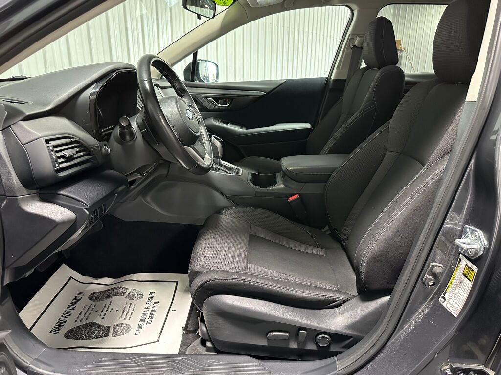 Used 2024 Subaru Outback Premium image 9