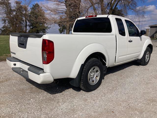 Used 2019 Nissan Frontier S RWD image 3