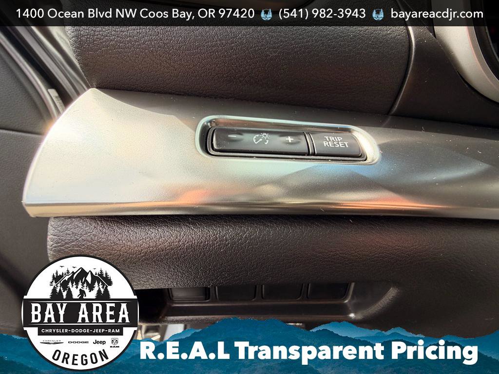 Used 2021 Nissan Maxima 3.5 SV w/ Floor Mat Group image 18