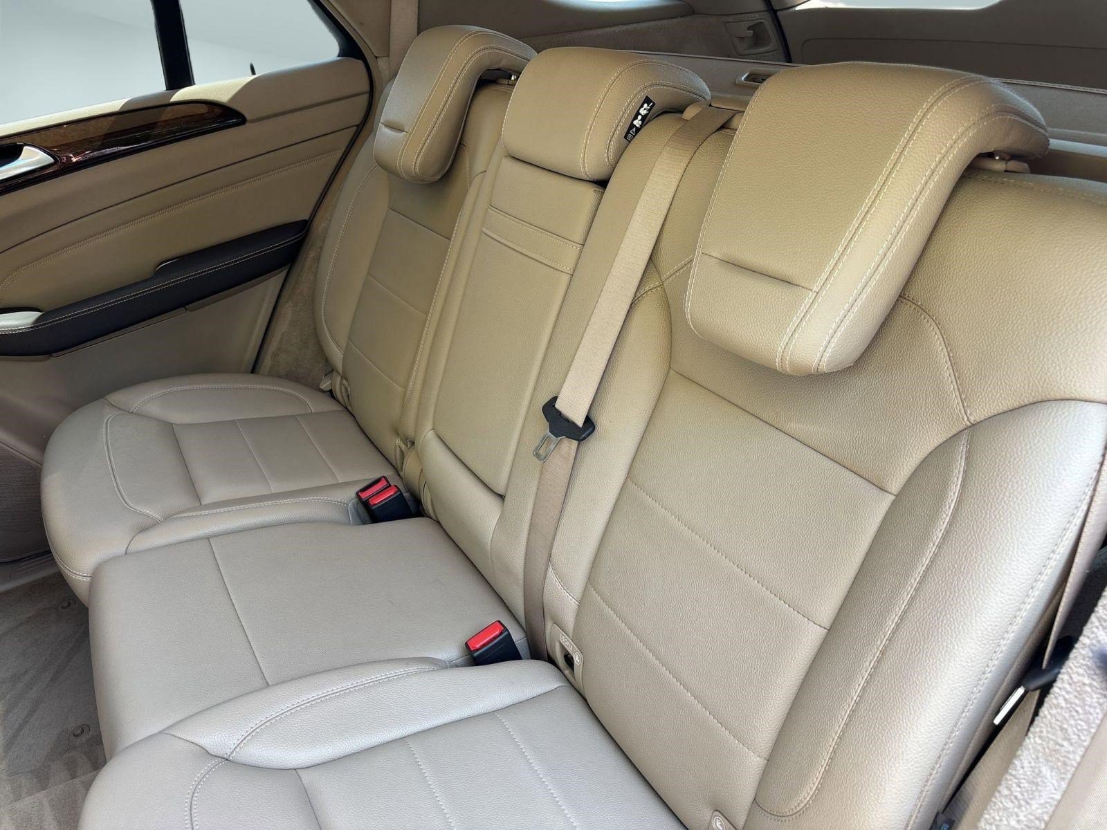 Used 2012 Mercedes-Benz ML 350 BlueTEC 4MATIC image 26