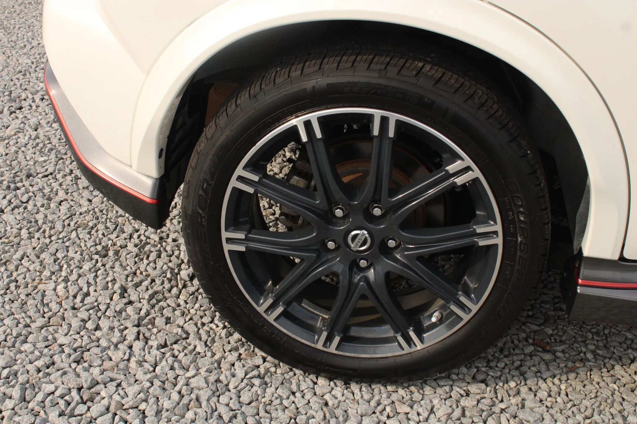 Used 2015 Nissan Juke NISMO image 11