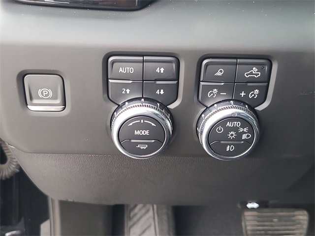 Used 2024 GMC Sierra 2500 AT4 w/ AT4 Premium Plus Package image 23