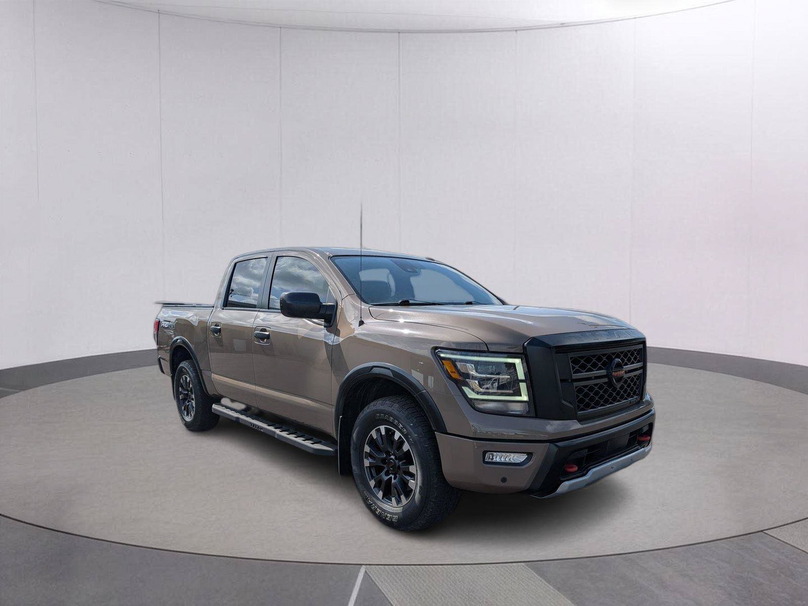 Used 2021 Nissan Titan PRO-4X w/ Pro-4x Utility Package AWD/4WD image 7