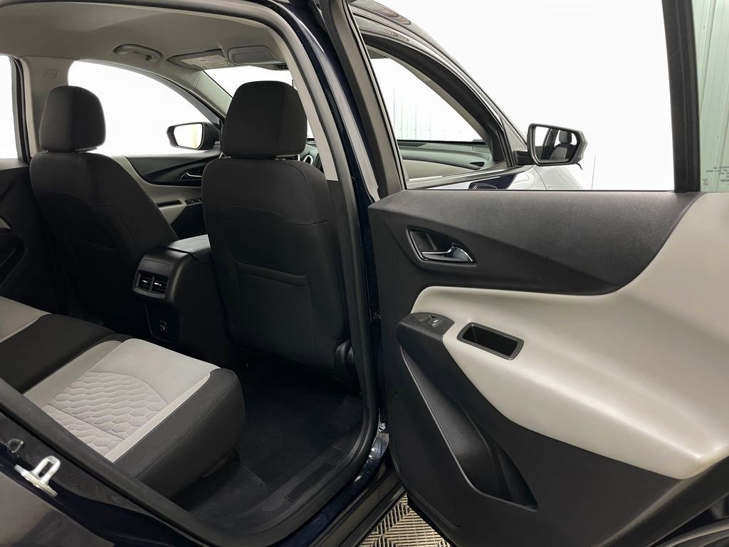Certified 2021 Chevrolet Equinox LS w/ LS Convenience Package FWD image 37