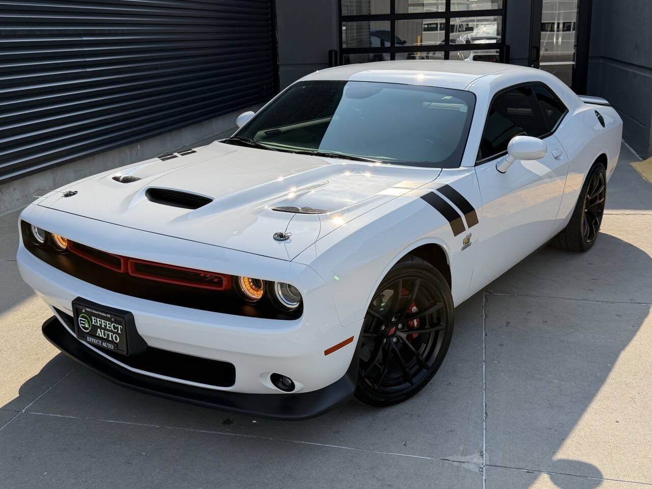 Used 2022 Dodge Challenger R/T Scat Pack RWD image 2