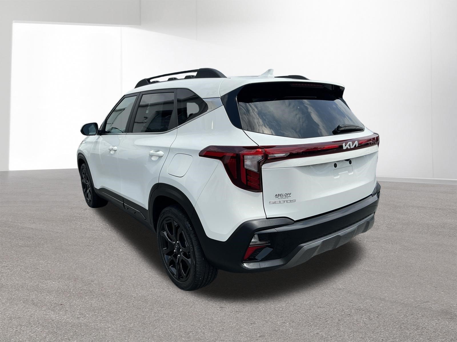 Used 2024 Kia Seltos X-Line AWD/4WD image 5