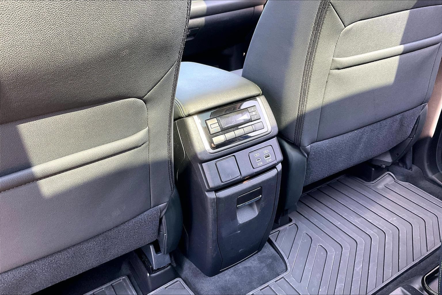 Certified 2025 Subaru Ascent Onyx Edition AWD/4WD image 24