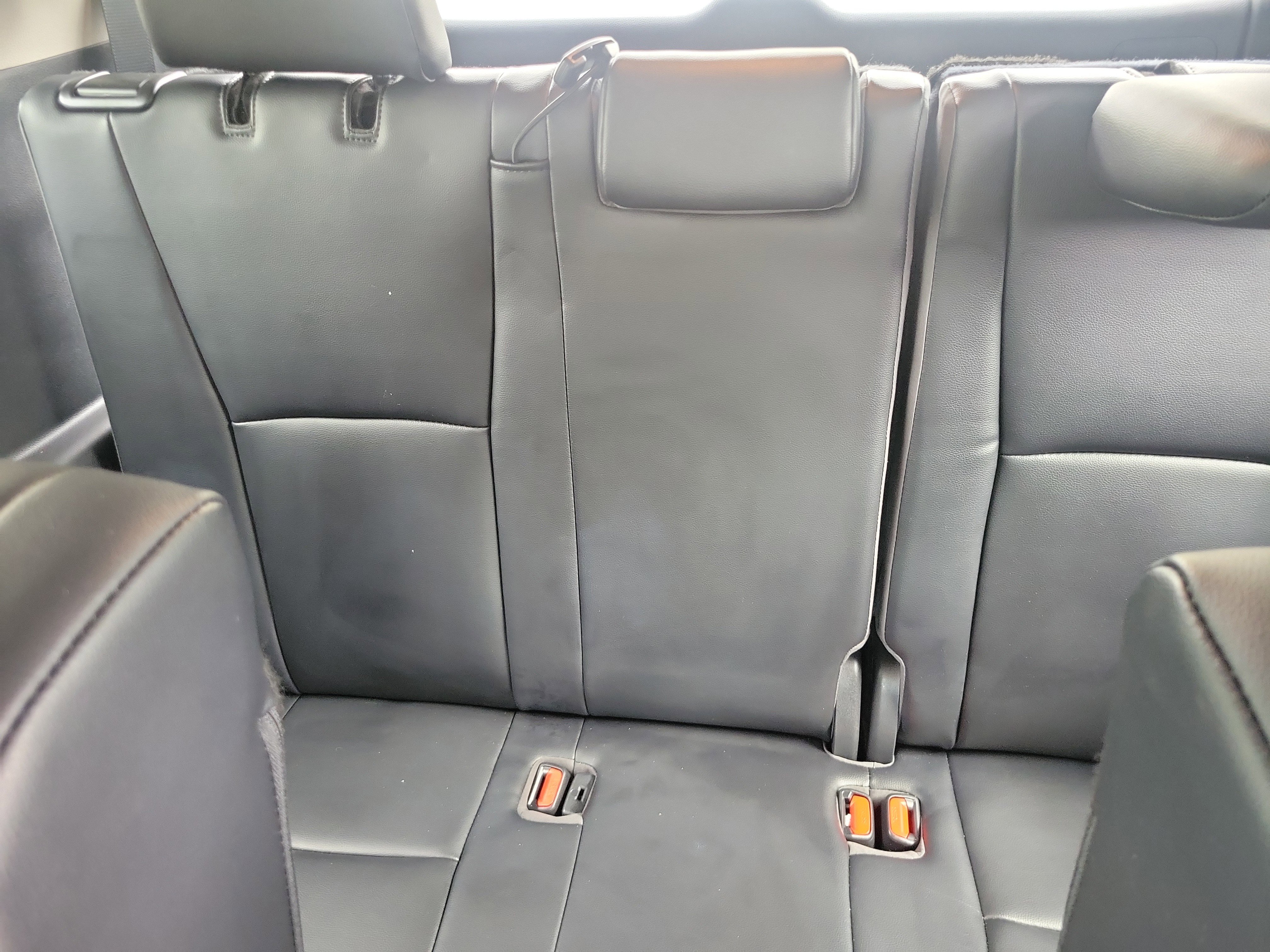 Used 2023 Toyota Highlander XLE FWD image 10
