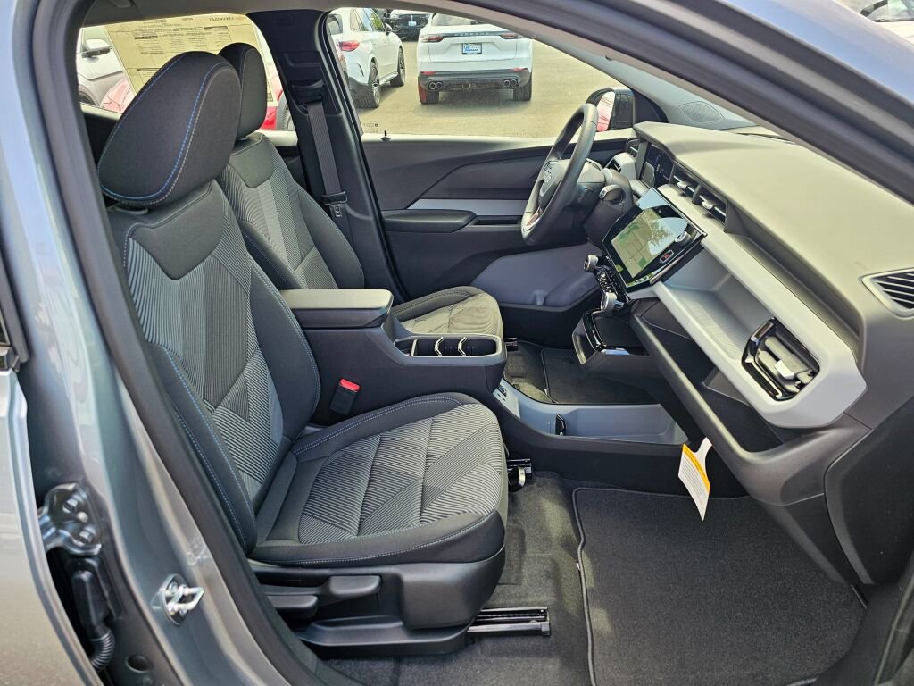 New 2027 Chevrolet Bolt LT FWD image 27