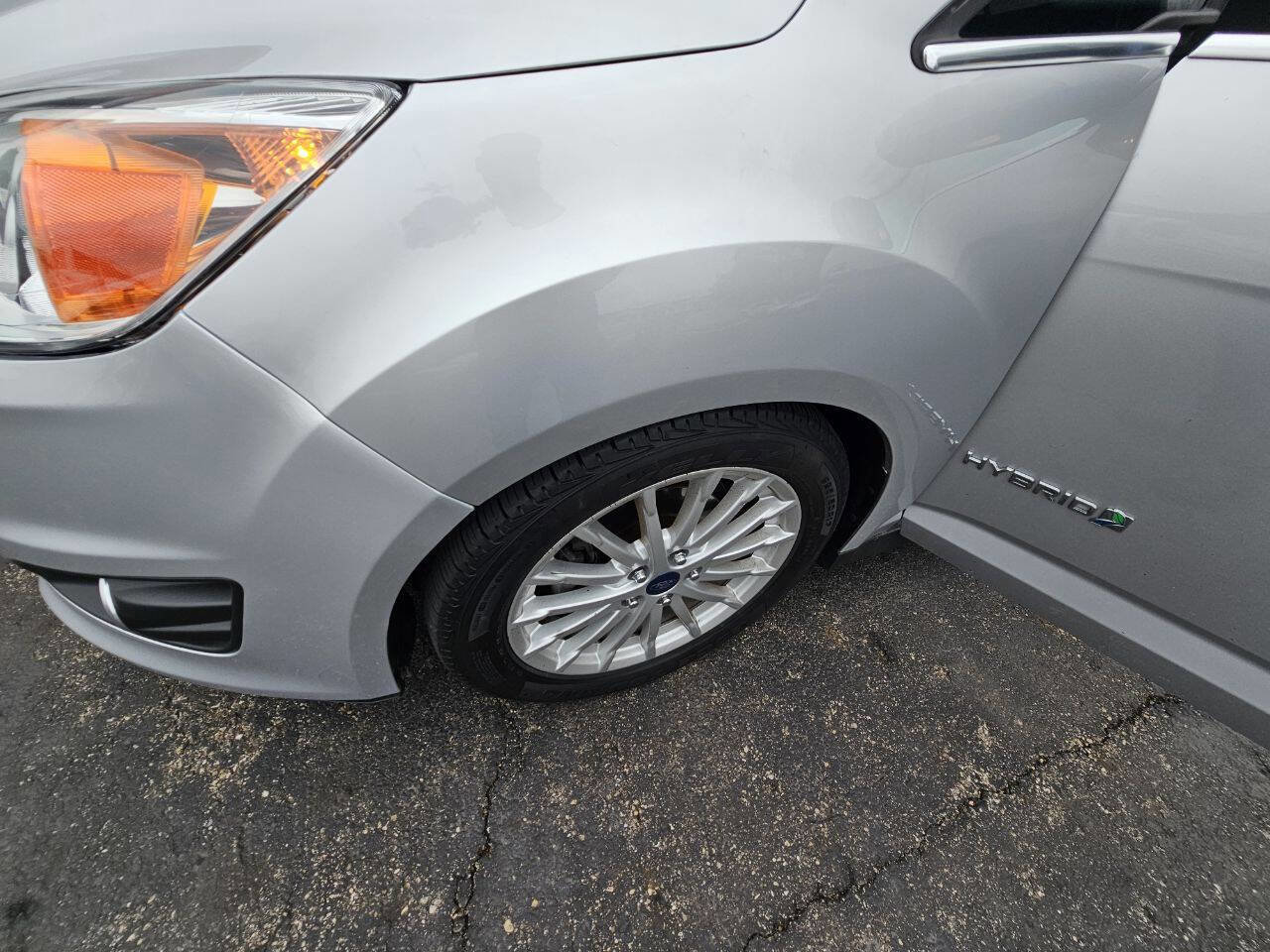 Used 2014 Ford C-MAX SEL w/ Equipment Group 301A image 17