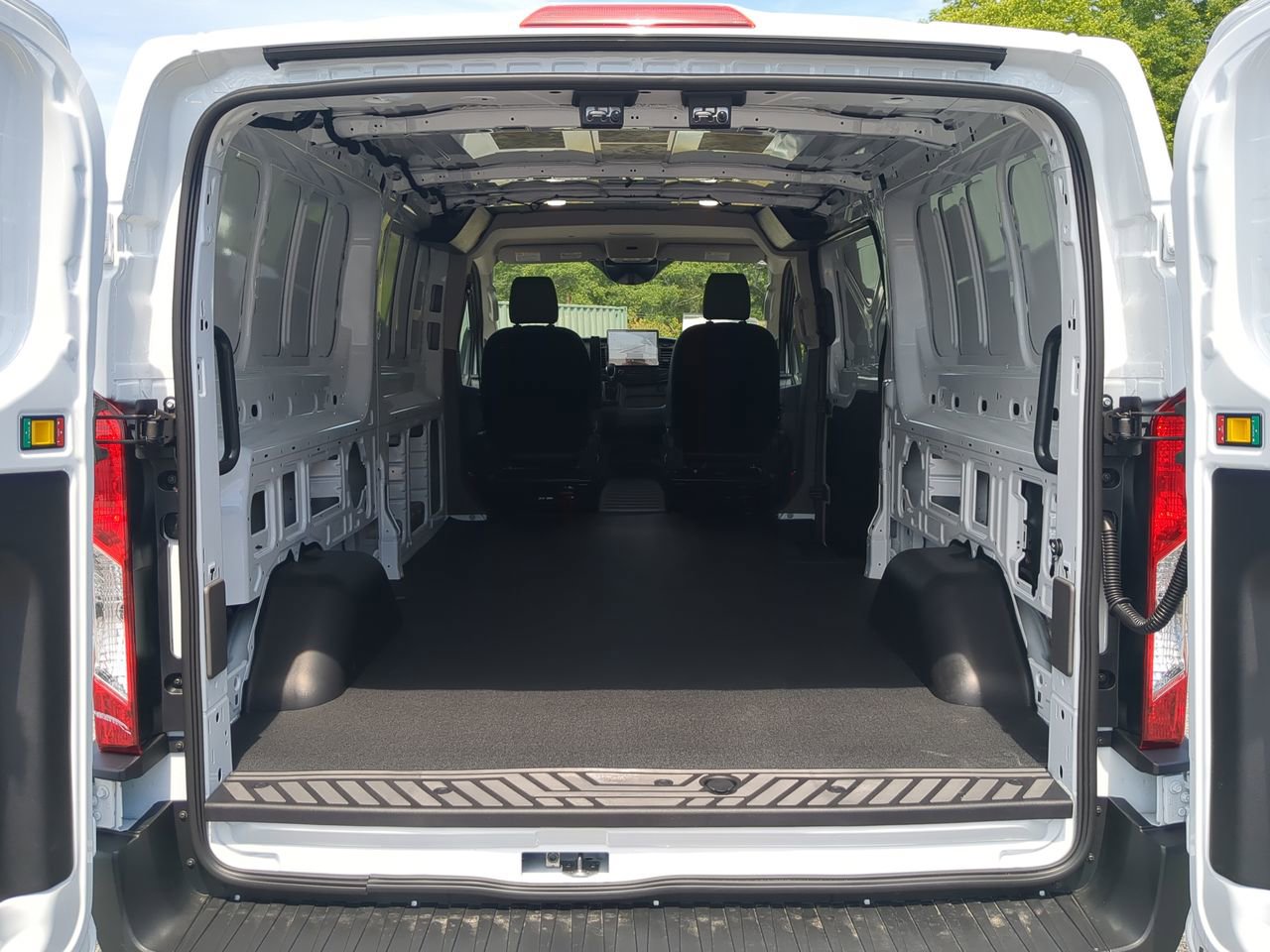 New 2026 Ford Transit 150 Low Roof RWD image 11