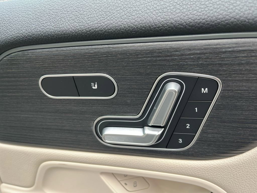 Certified 2026 Mercedes-Benz GLA 250 4MATIC image 16