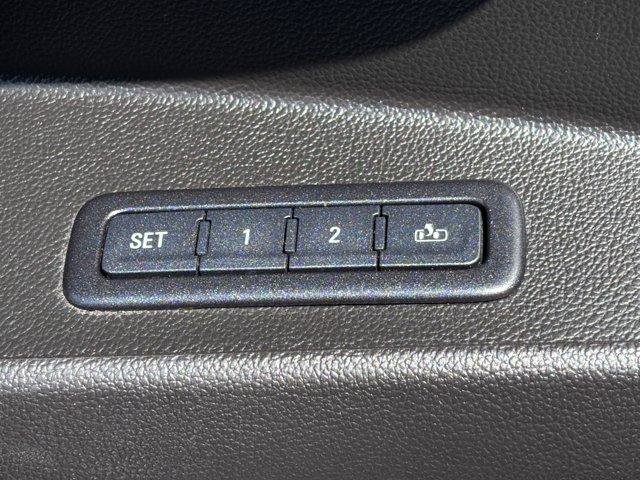 Used 2018 Chevrolet Suburban Premier AWD/4WD image 20