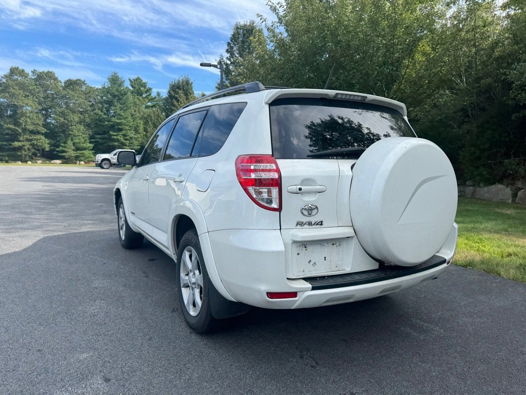 Used 2012 Toyota RAV4 Limited image 8