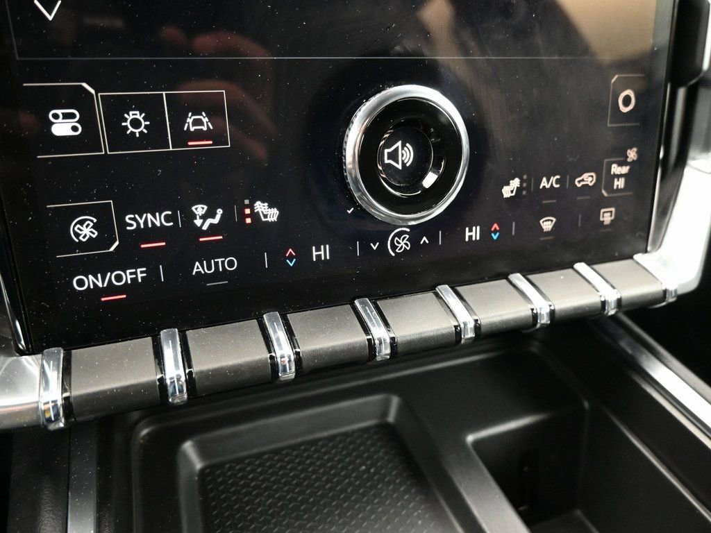 Used 2025 GMC Acadia Elevation image 14