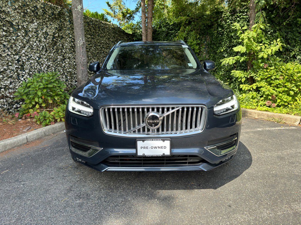 Used 2024 Volvo XC90 B6 Ultimate w/ Lounge Package image 2
