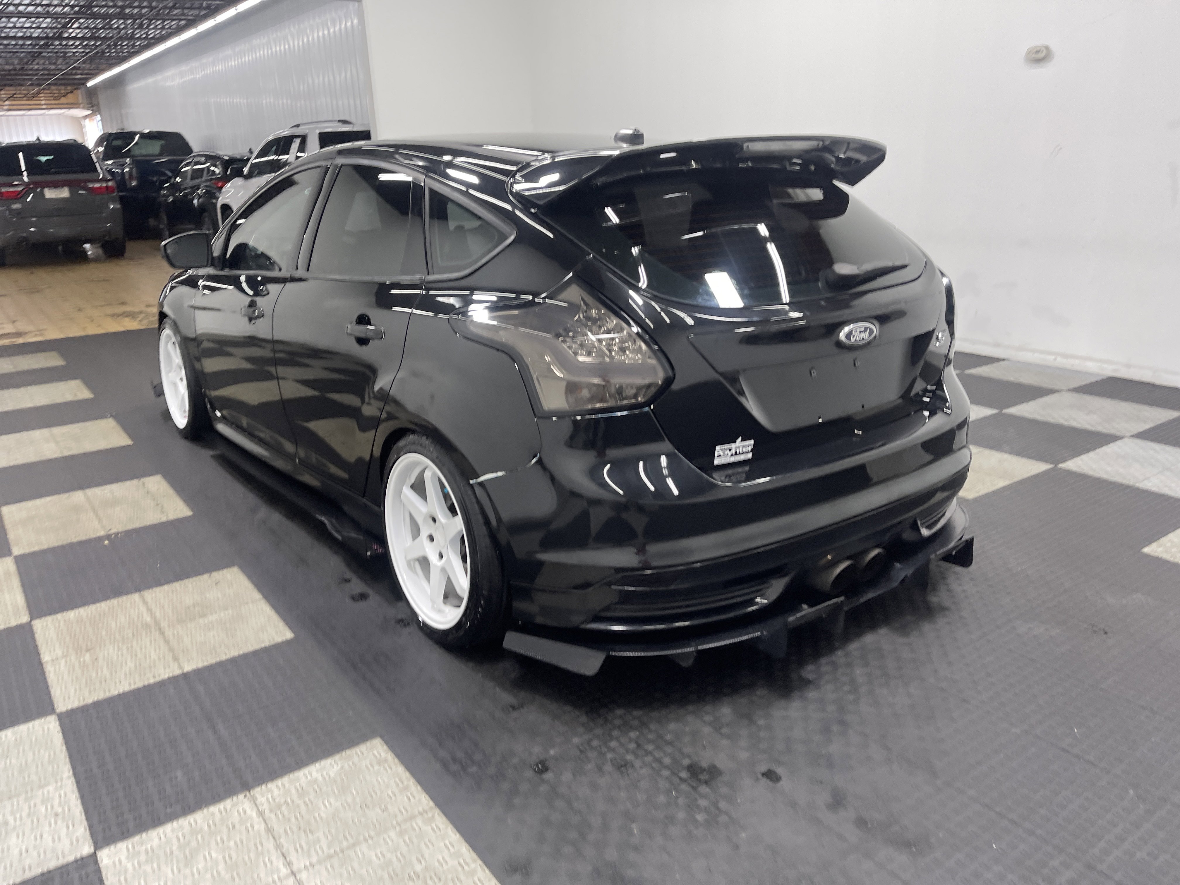Used 2013 Ford Focus ST FWD image 2