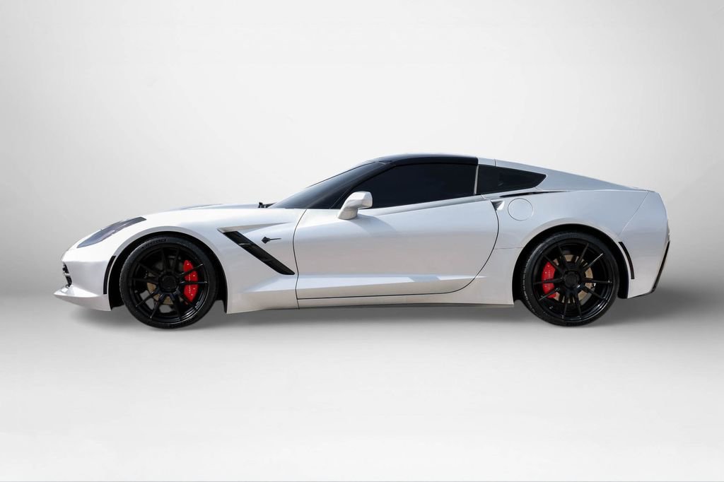 Used 2017 Chevrolet Corvette Stingray Coupe w/ 3LT Preferred Equipment Group image 9