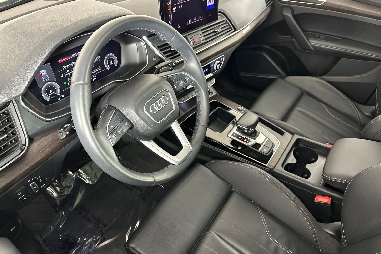 Used 2023 Audi Q5 e Premium Plus w/ Premium Plus Package image 9