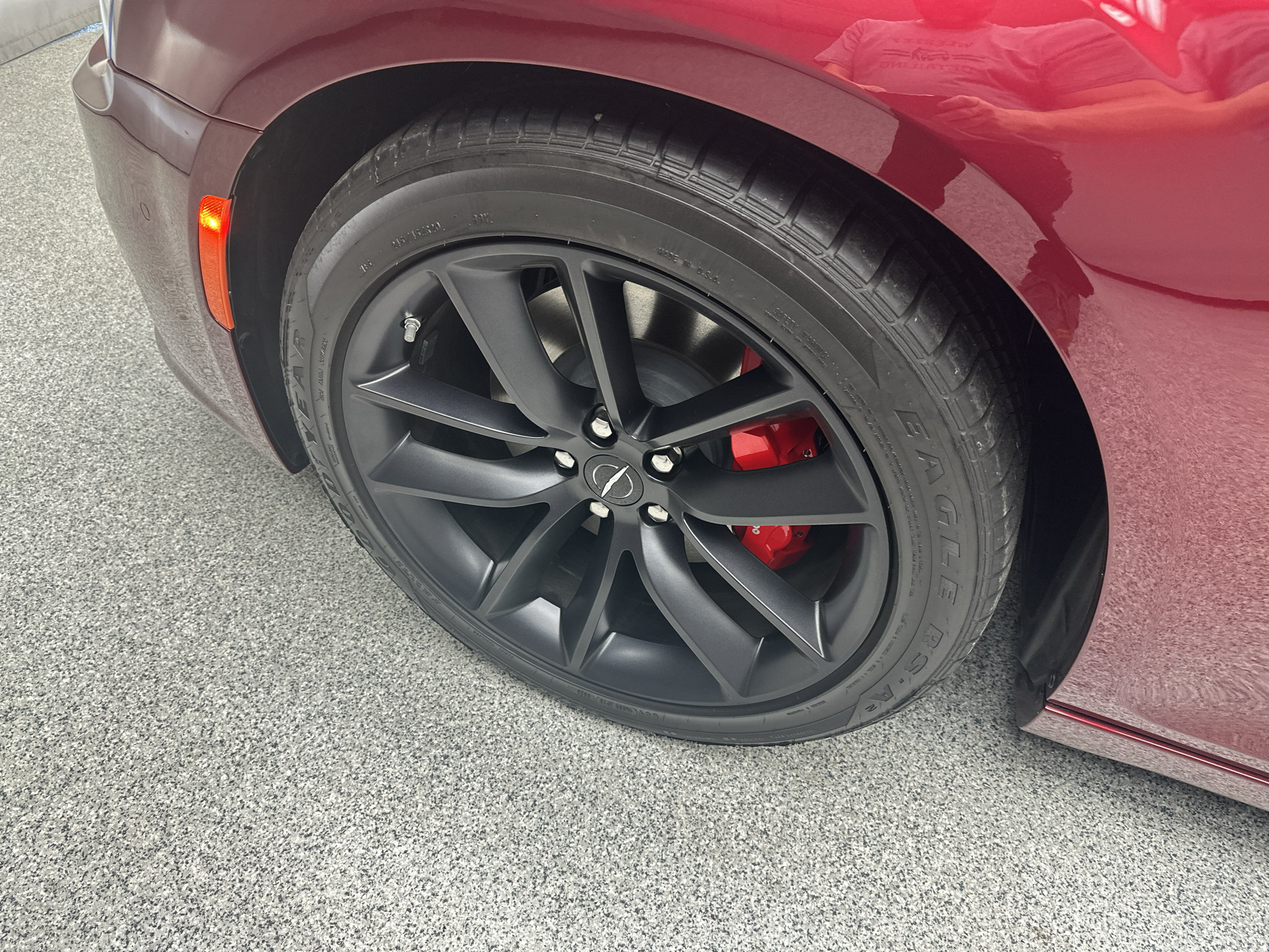 Used 2023 Chrysler 300 C RWD image 2