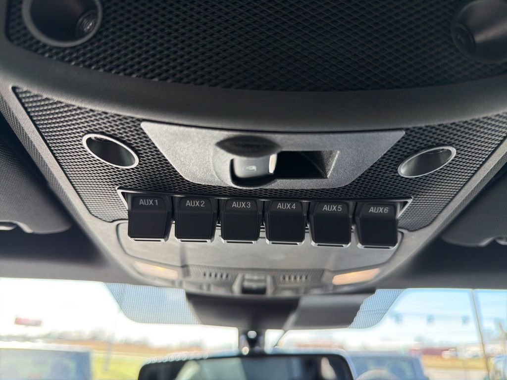 Used 2020 Ford F150 Raptor w/ Equipment Group 802A Luxury image 40