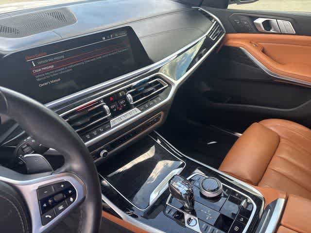 Used 2022 BMW X7 xDrive40i w/ M Sport Package AWD/4WD image 21