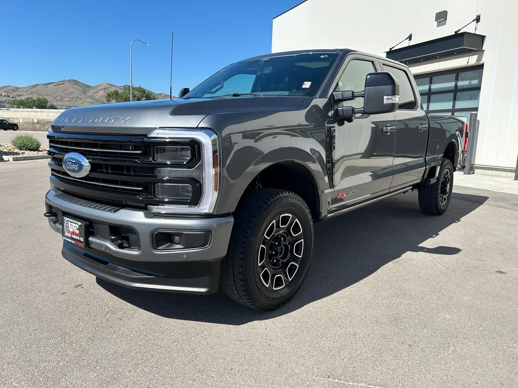 Used 2026 Ford F350 Platinum AWD/4WD image 2