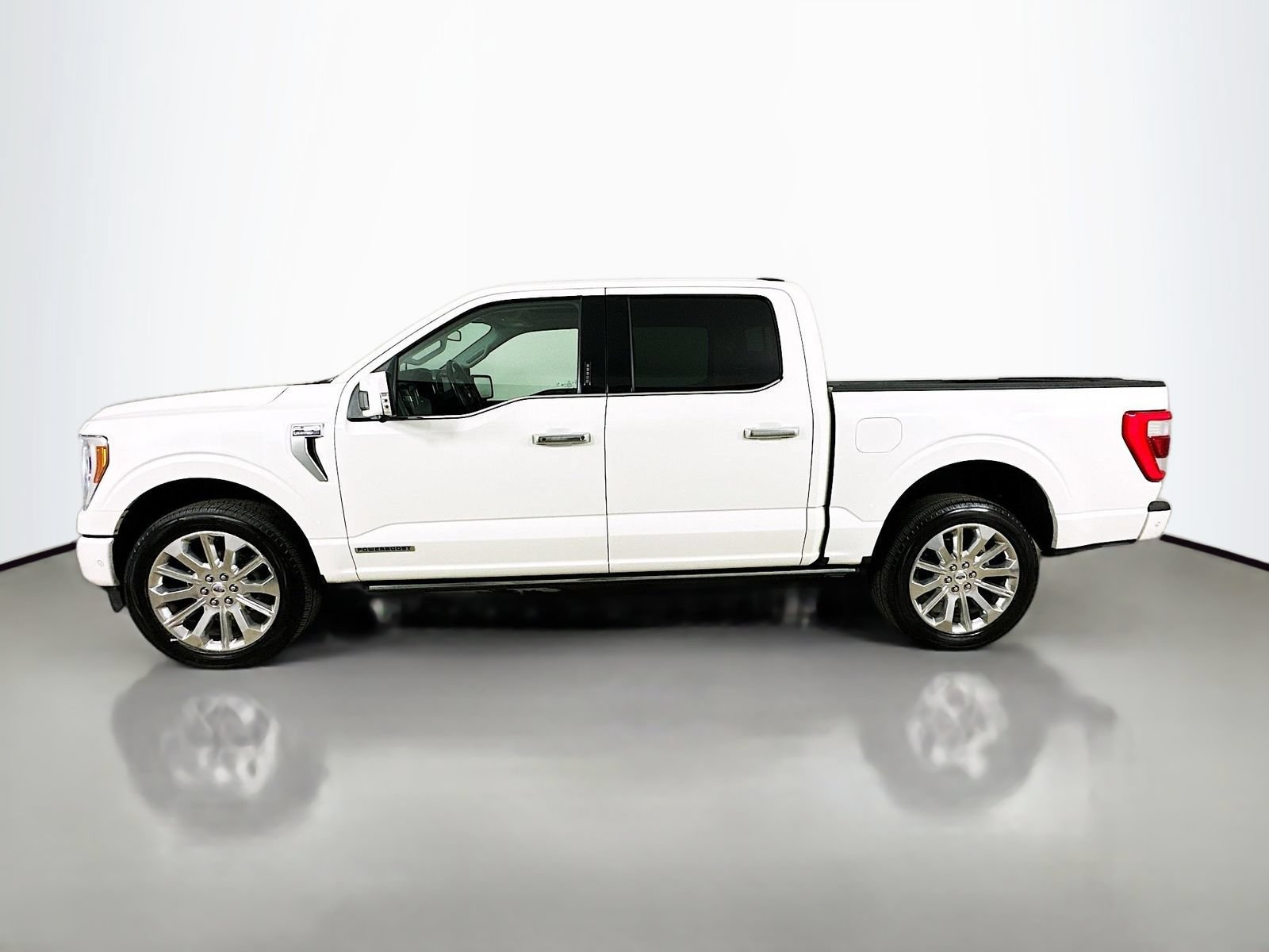Used 2023 Ford F150 Limited AWD/4WD image 8