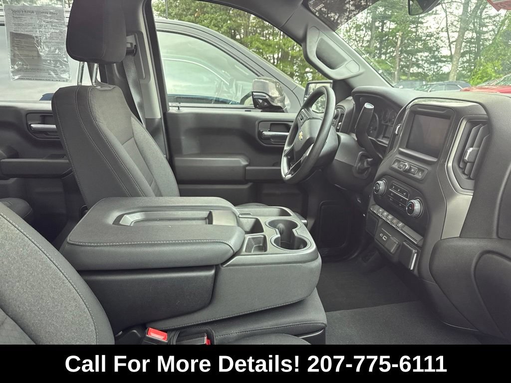 Used 2024 Chevrolet Silverado 1500 Custom AWD/4WD image 3