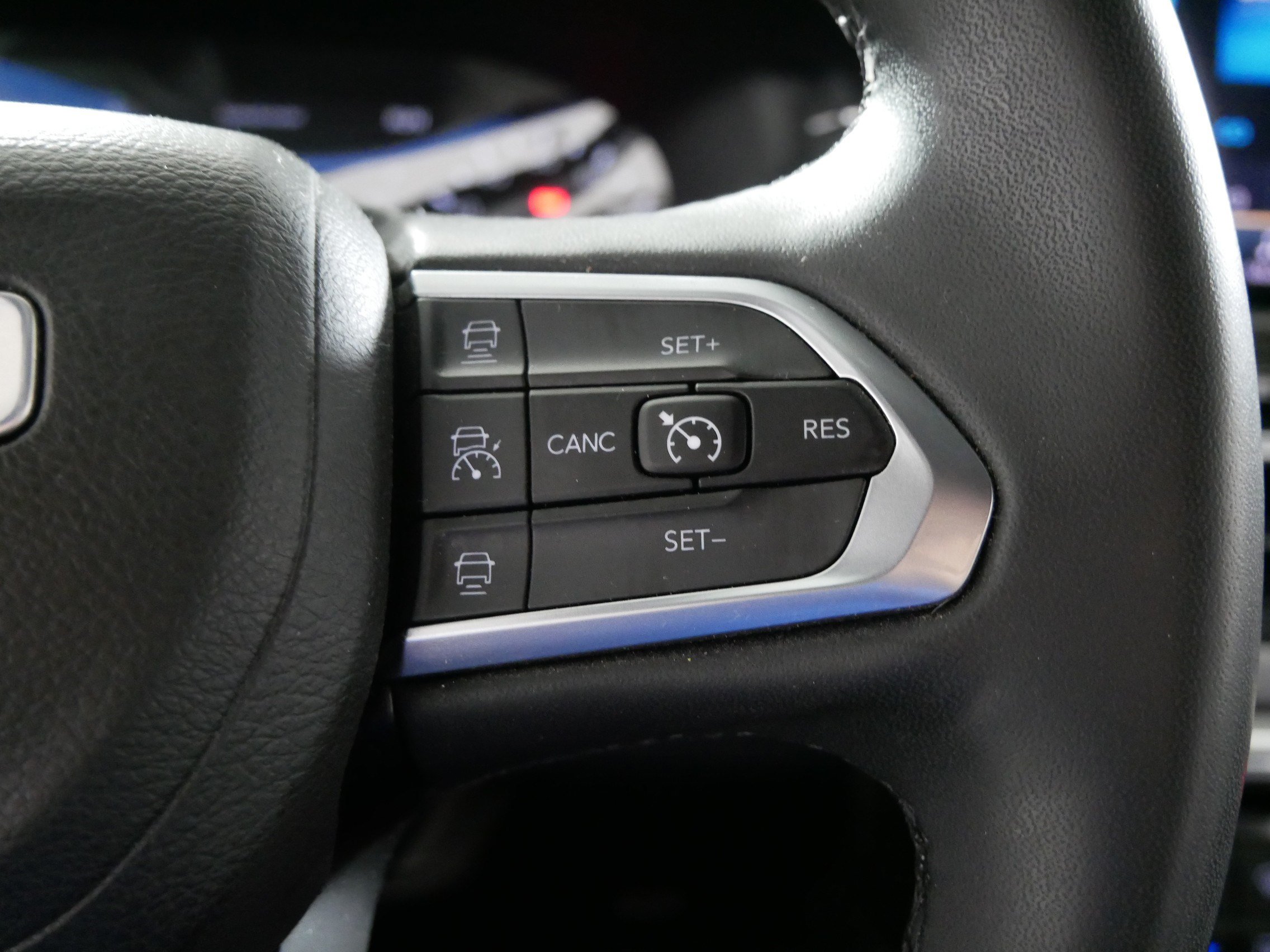 Used 2023 Jeep Compass Limited AWD/4WD image 28