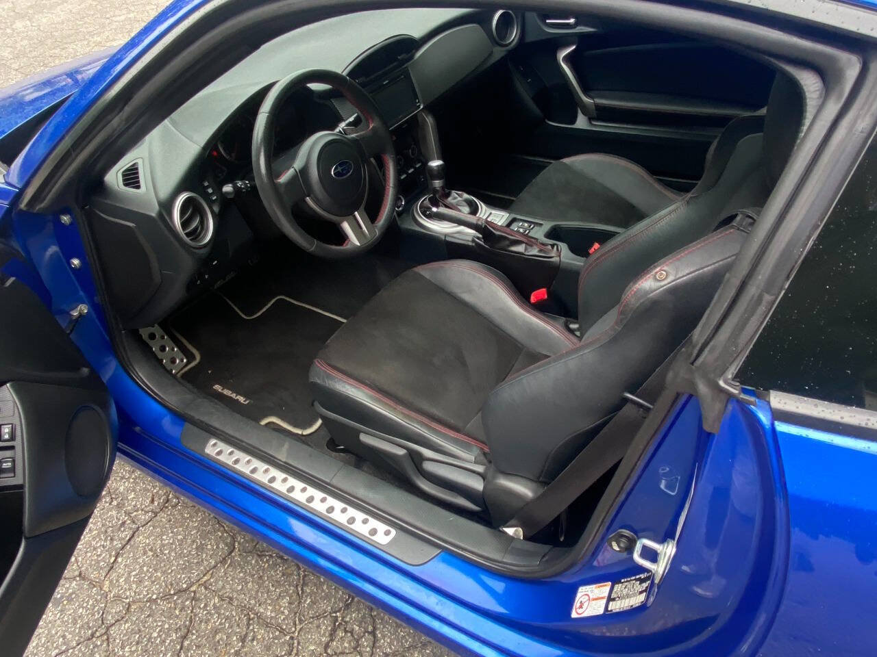 Used 2015 Subaru BRZ Limited w/ Popular Package #1B RWD image 11