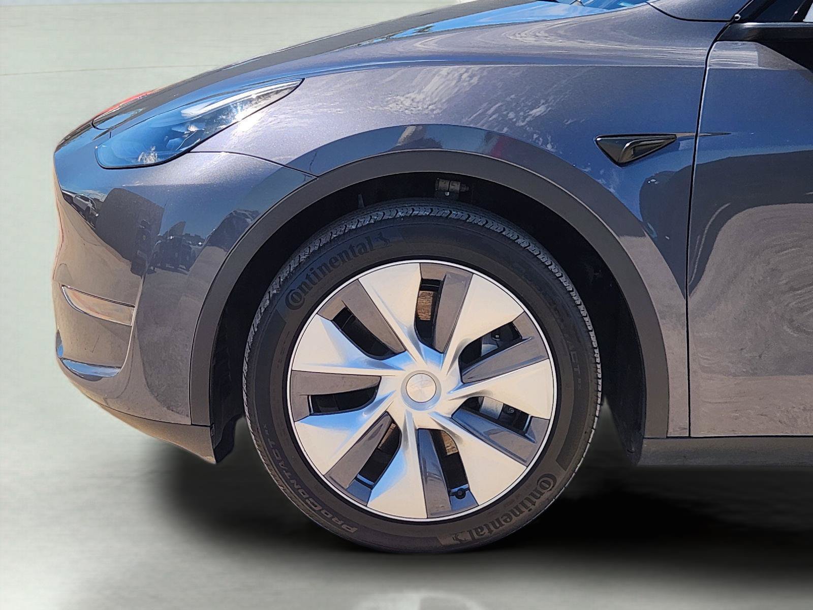Used 2023 Tesla Model Y Long Range AWD/4WD image 8