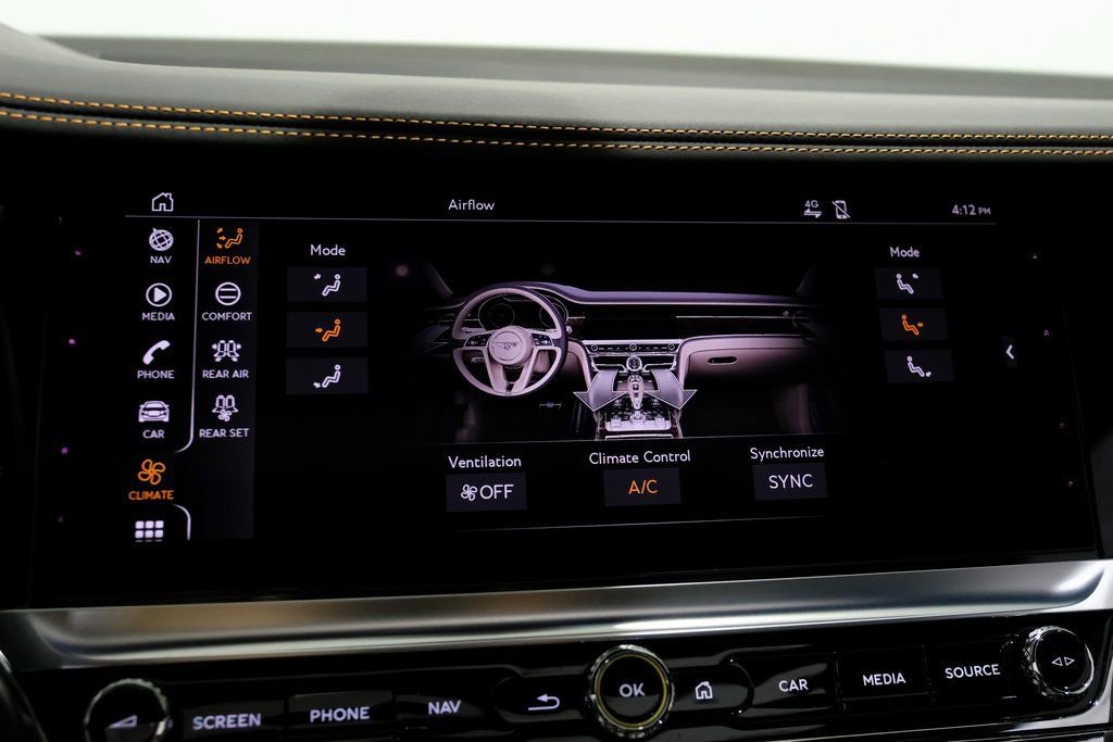 Used 2024 Bentley Flying Spur V8 image 28