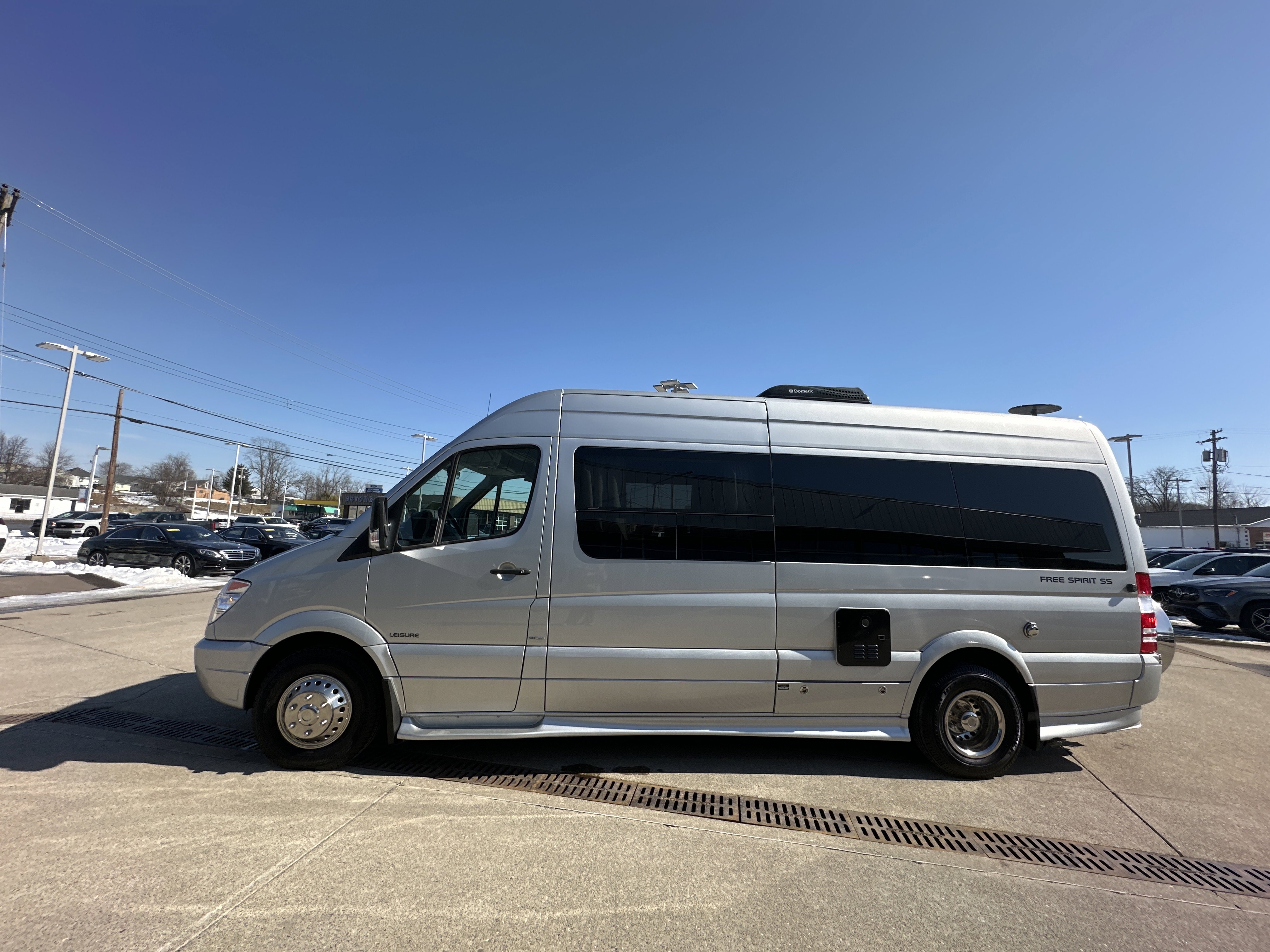 Used 2012 Mercedes-Benz Sprinter 3500 image 4