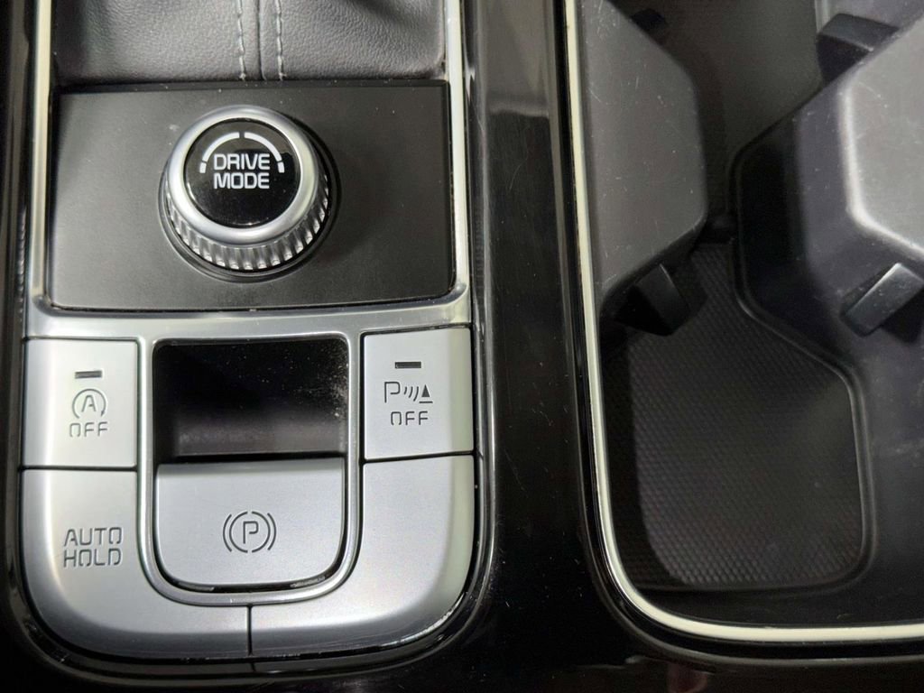 Used 2022 Kia Telluride S image 22