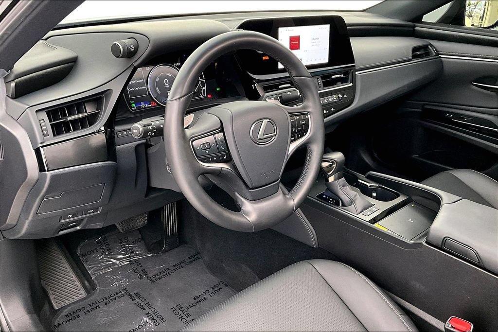 Used 2025 Lexus ES 300h w/ Premium Package FWD image 16