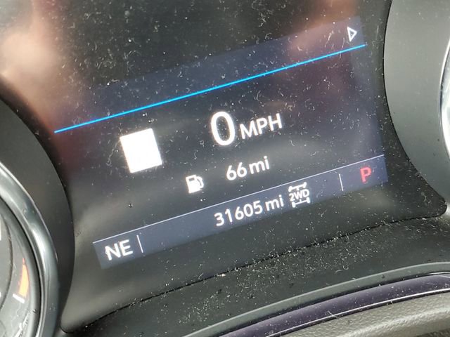 Used 2020 Buick Encore GX Essence w/ Experience Buick Package image 11