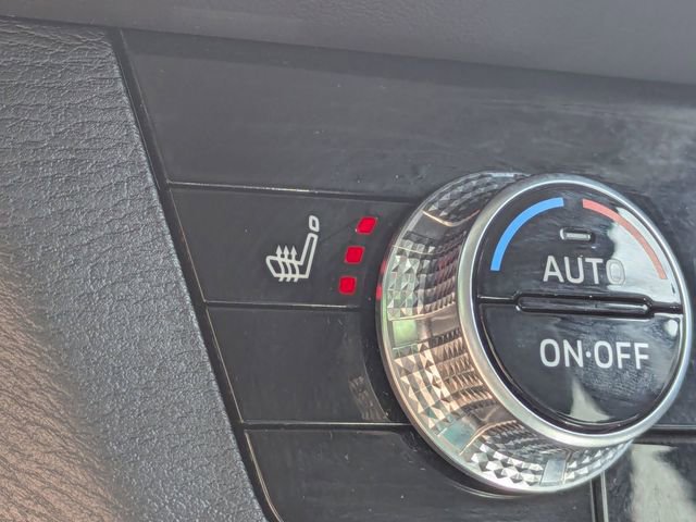 Used 2024 Mitsubishi Outlander SE FWD image 25