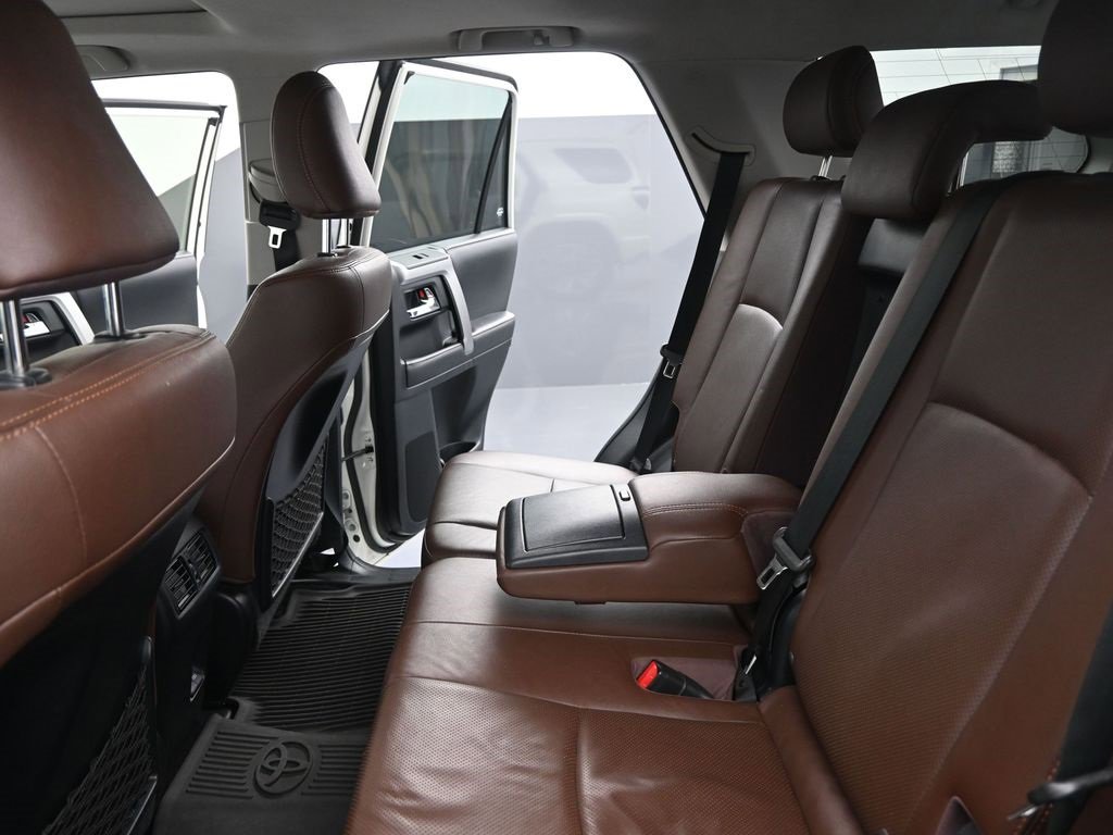 Used 2023 Toyota 4Runner Limited image 15