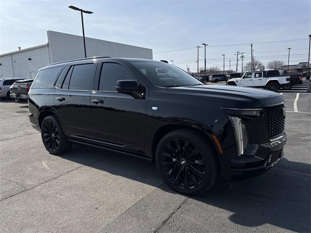 Used 2025 Cadillac Escalade Sport Platinum w/ LPO, ONYX Package image 6