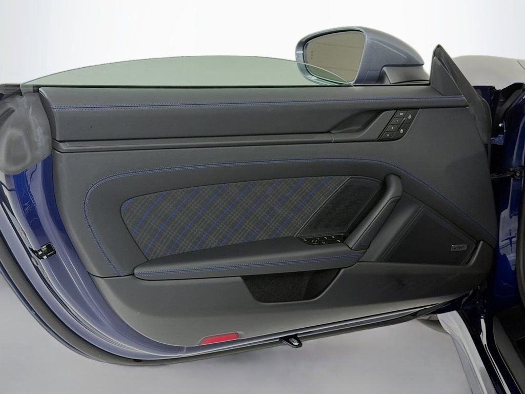 Certified 2026 Porsche 911 Carrera T RWD image 12