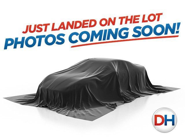 Used 2017 Chevrolet Trax LT w/ LT Convenience Package image 1