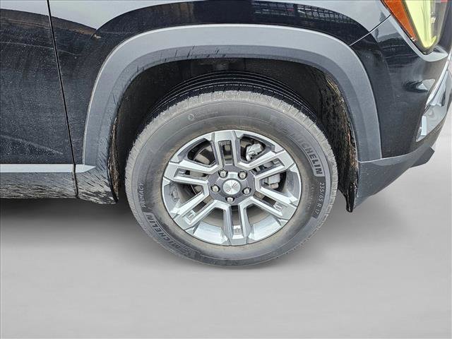 Used 2025 GMC Terrain Elevation w/ Technology Package II image 9