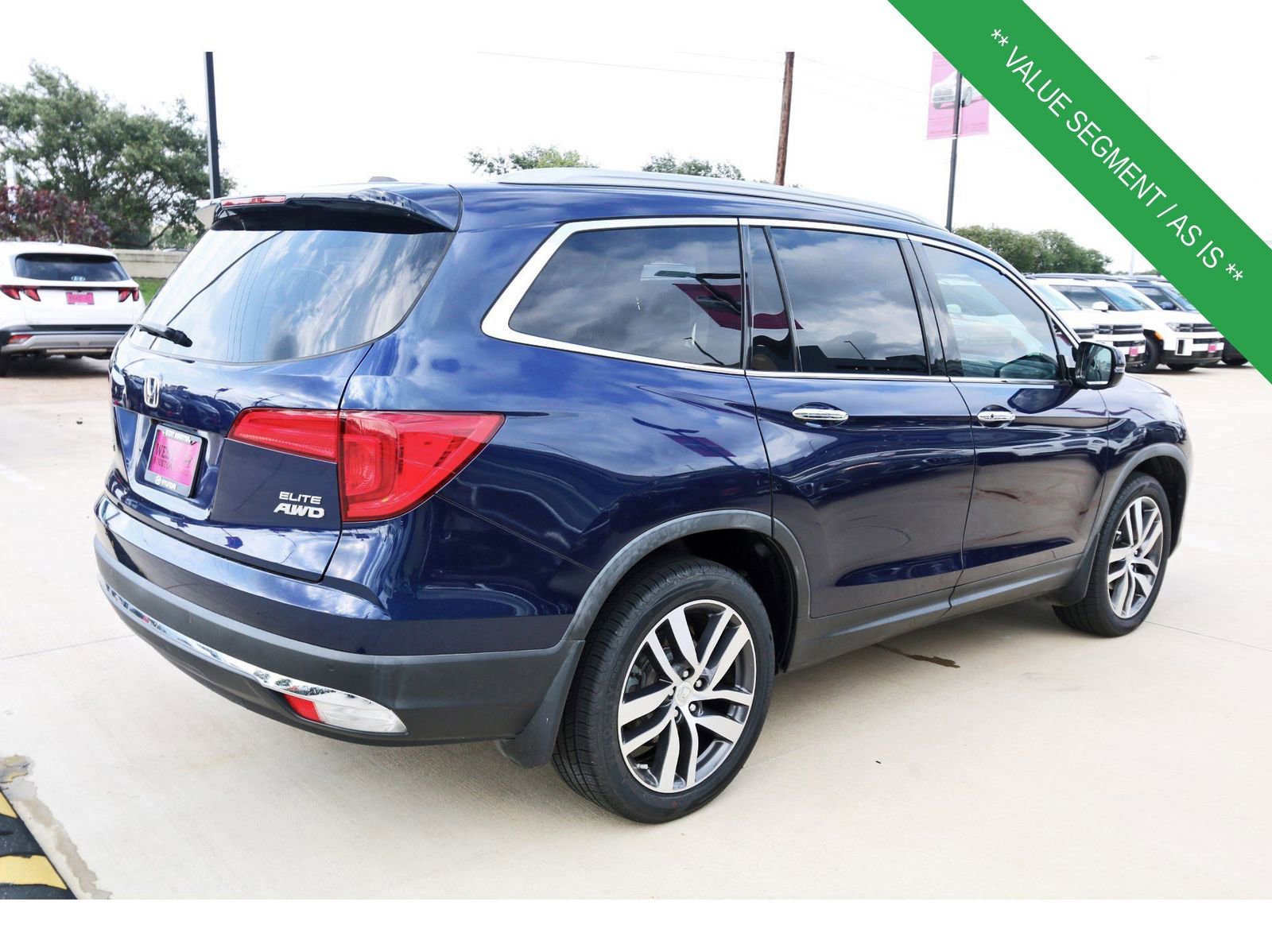 Used 2016 Honda Pilot Elite image 8
