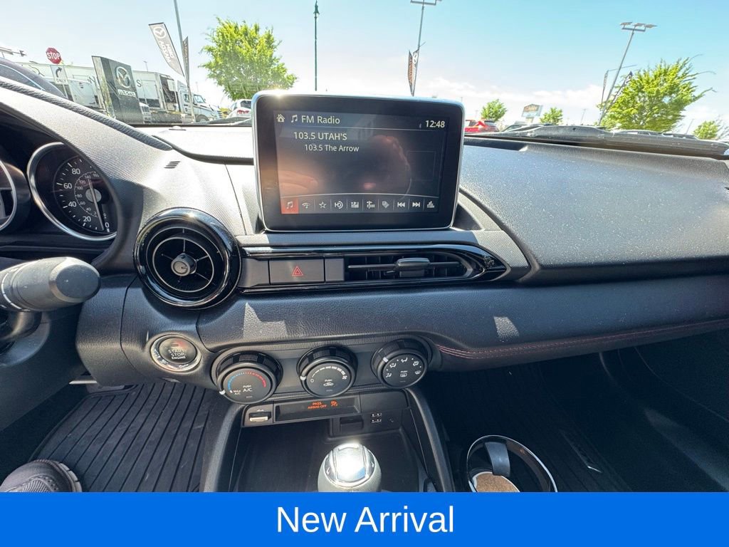 Used 2017 MAZDA MX-5 Miata RF Club w/ Appearance Package RWD image 11