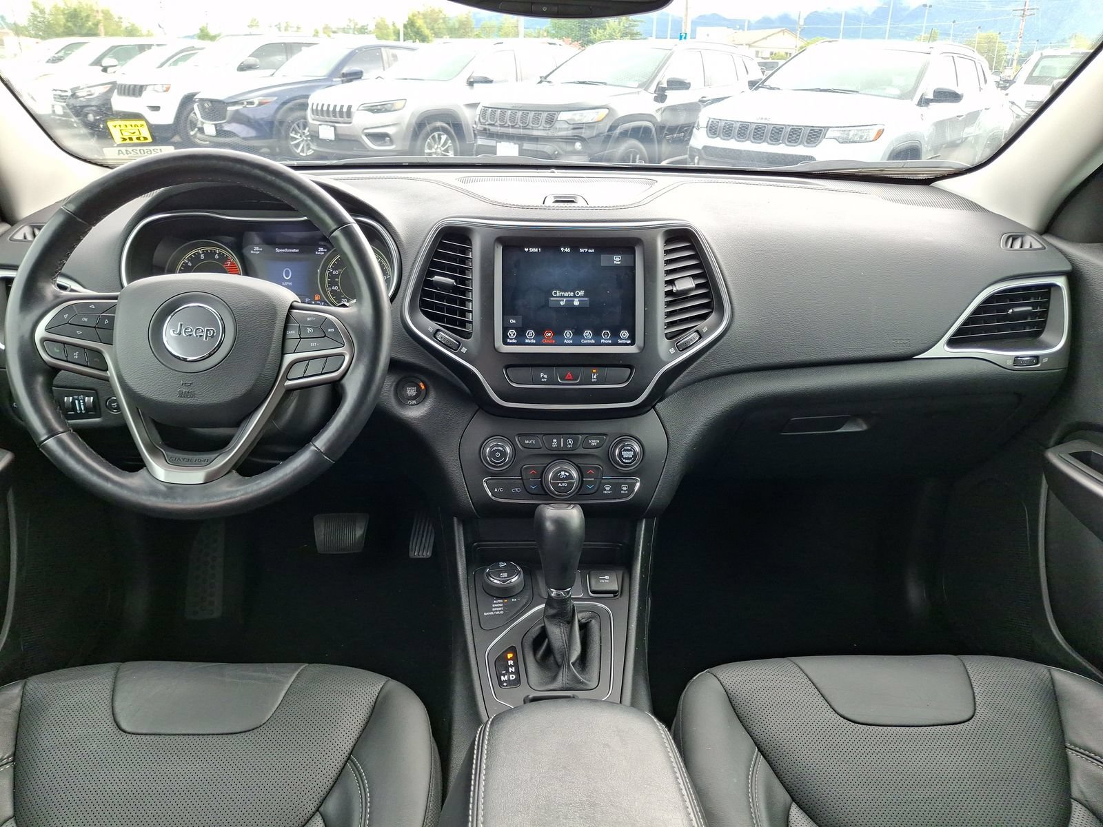 Used 2021 Jeep Cherokee Latitude Lux w/ Comfort/Convenience Group AWD/4WD image 9