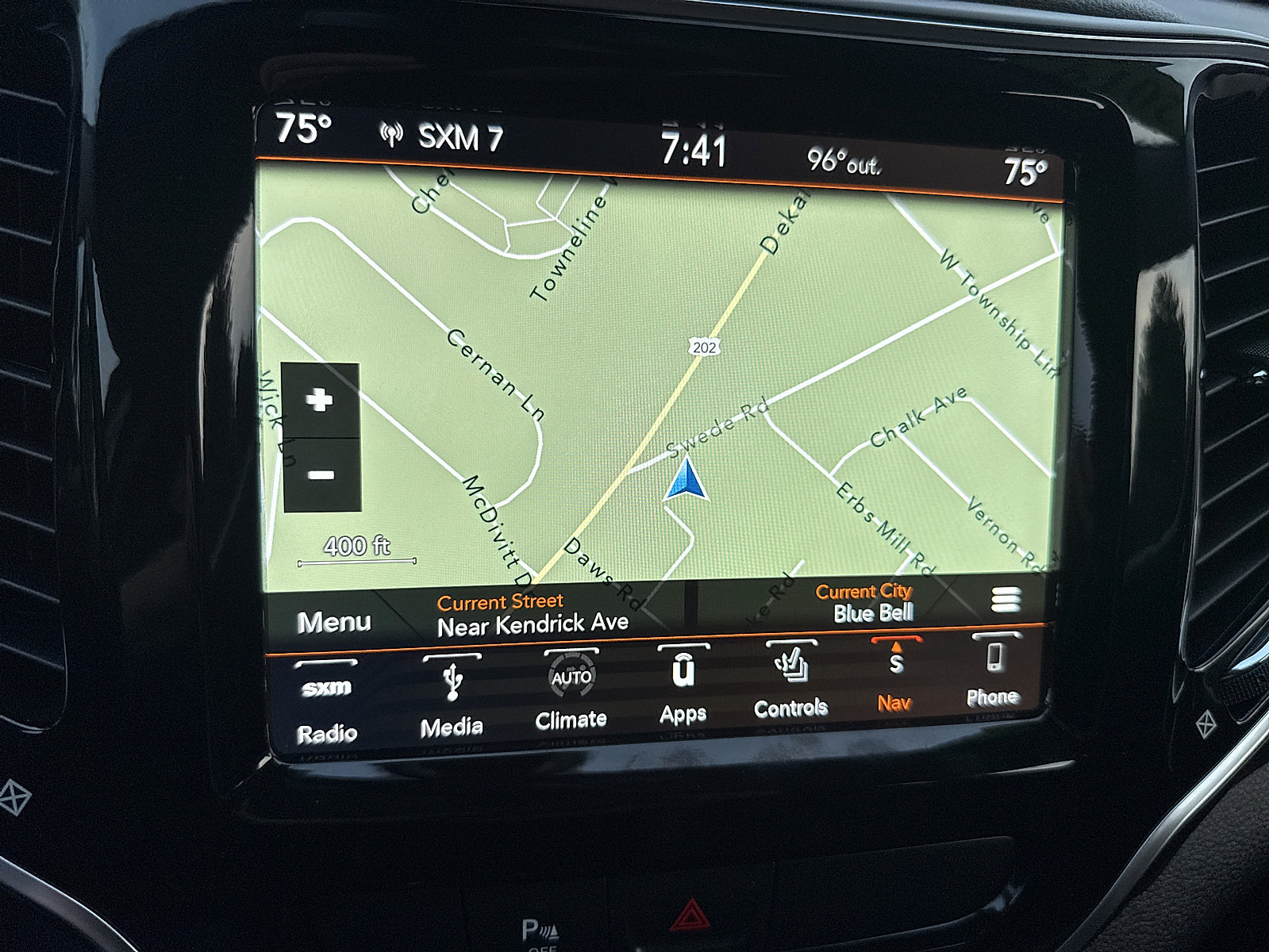 Used 2019 Jeep Cherokee Limited w/ Trailer Tow Group AWD/4WD image 54