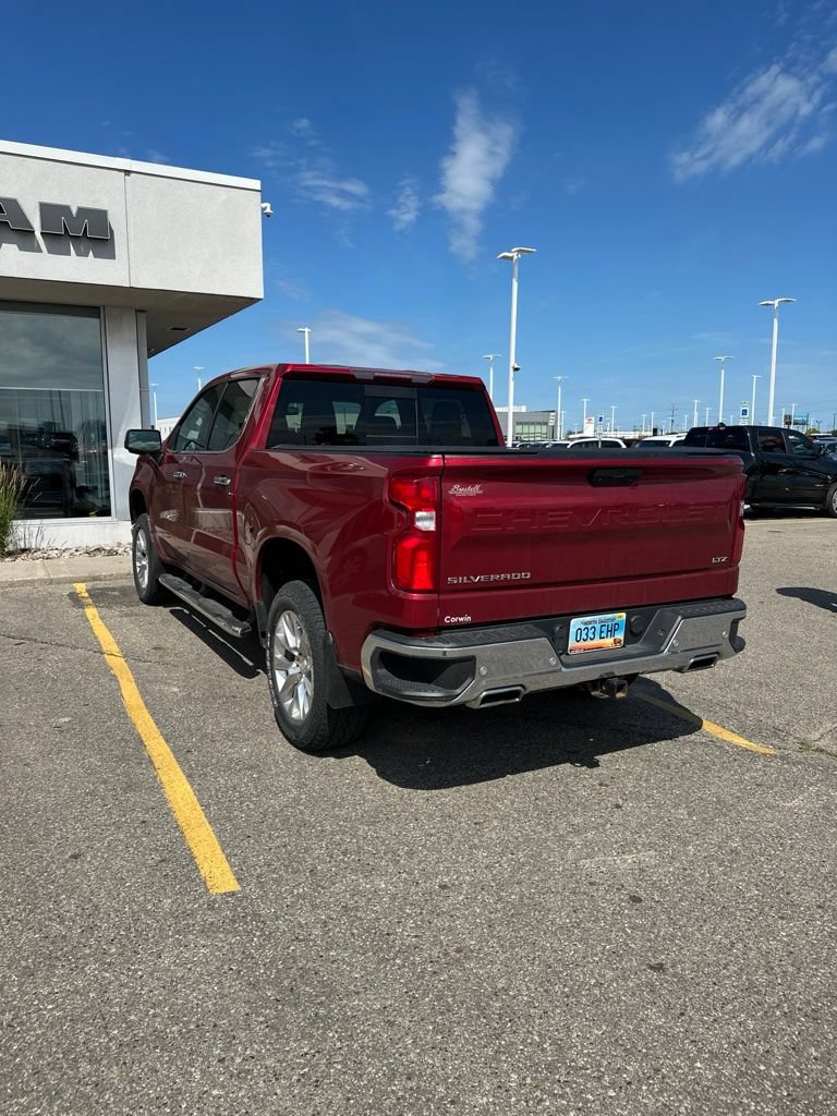 Used 2019 Chevrolet Silverado 1500 LTZ w/ LTZ Premium Package AWD/4WD image 3