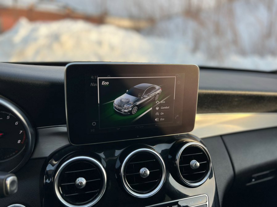 Used 2015 Mercedes-Benz C 300 4MATIC Sedan image 18